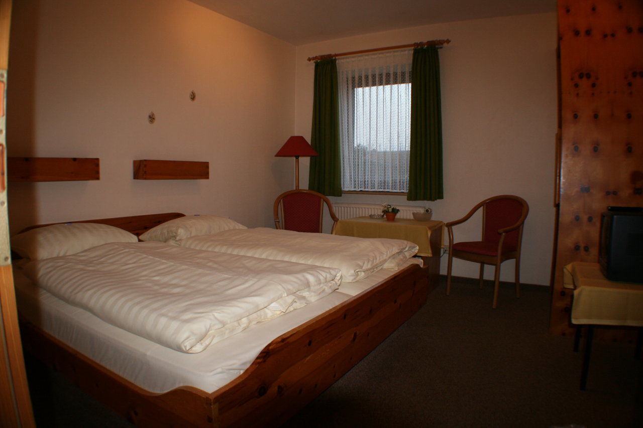 Hotel Garni Zur Post Utersum Room photo